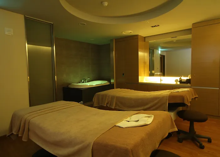 Atrium Jongno 3*