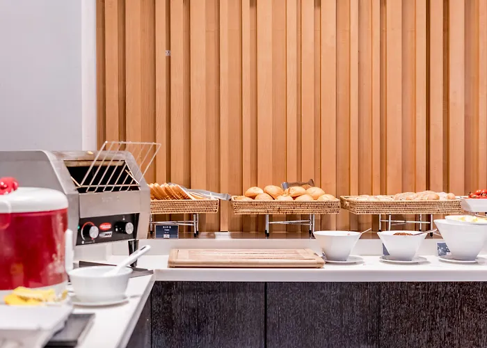 Atrium Jongno 3*