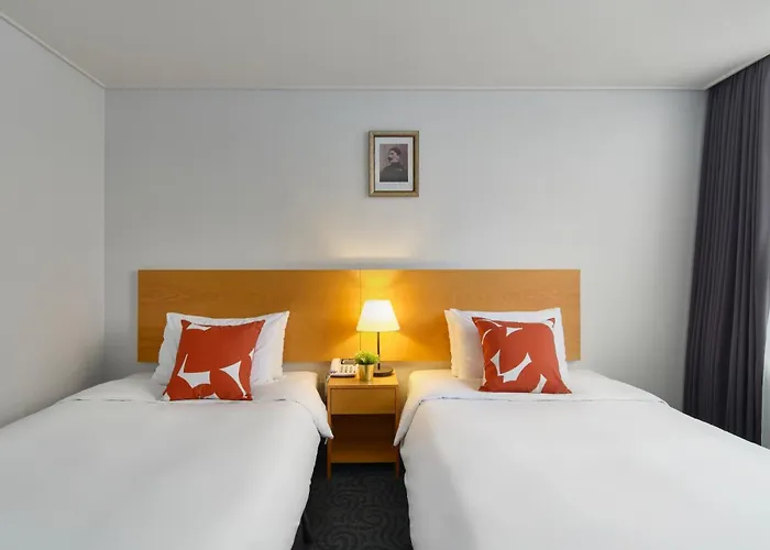 Atrium Jongno Hotel Seúl